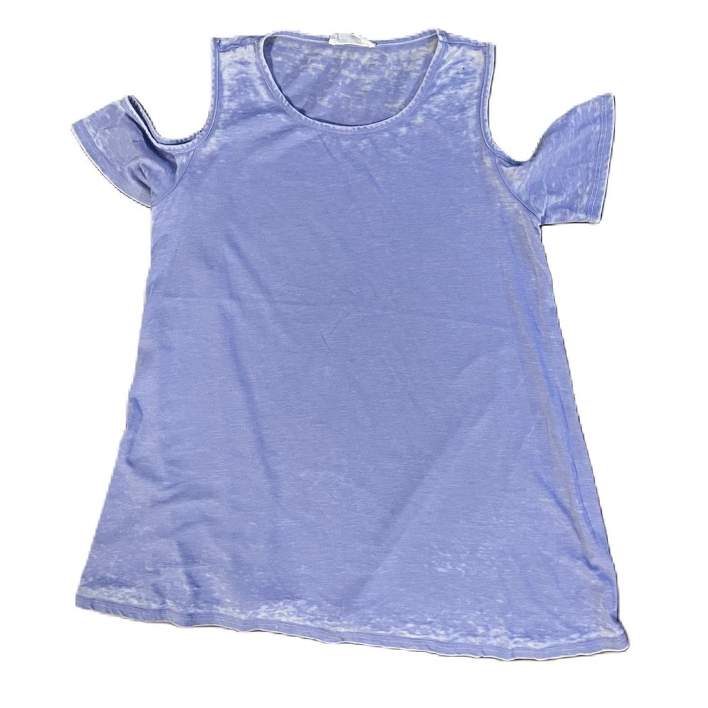 Peach Love - lavender cold shoulder tee - M